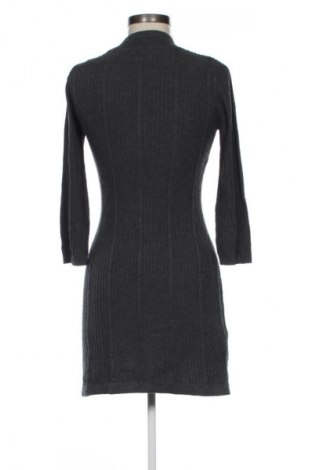 Рокля Mango, Размер S, Цвят Сив, Цена 8,69 €