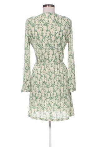 Рокля Mango, Размер M, Цвят Многоцветен, Цена 10,73 €