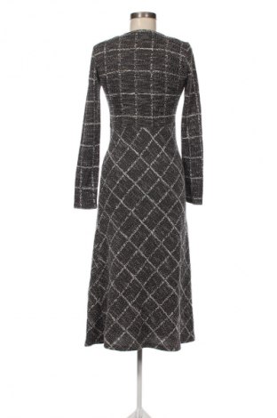 Рокля Mango, Размер M, Цвят Многоцветен, Цена 7,66 €