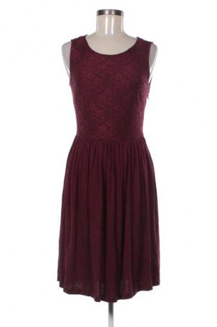 Šaty  Mint & Berry, Velikost M, Barva Červená, Cena  525,00 Kč