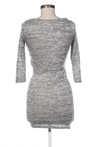 Рокля ONLY, Размер XS, Цвят Многоцветен, Цена 3,06 €