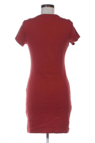 Рокля Page One, Размер M, Цвят Червен, Цена 7,66 €