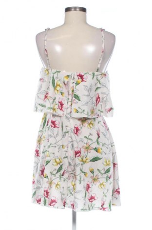 Рокля Pretty Little Thing, Размер M, Цвят Многоцветен, Цена 15,60 €