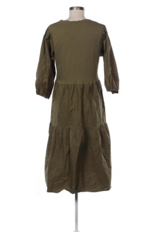 Рокля Primark, Размер XL, Цвят Зелен, Цена 24,11 €