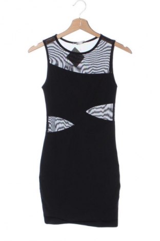 Рокля Pull&Bear, Размер S, Цвят Черен, Цена 20,45 €
