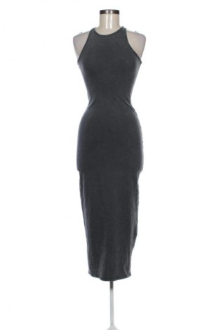 Šaty  Pull&Bear, Veľkosť XS, Farba Sivá, Cena  9,95 €