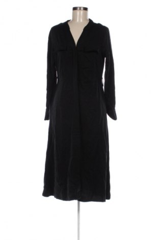 Рокля Reserved, Размер M, Цвят Черен, Цена 15,25 €