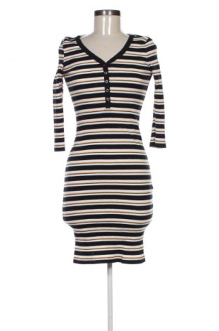 Рокля Reserved, Размер XS, Цвят Многоцветен, Цена 14,31 €