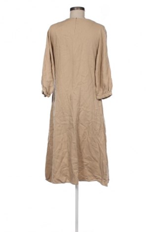 Kleid Reserved, Größe S, Farbe Beige, Preis 15,99 €