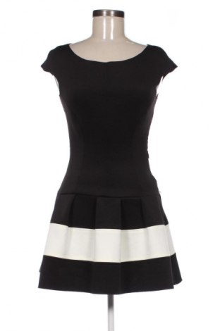 Kleid Rinascimento, Größe S, Farbe Mehrfarbig, Preis 27,99 €