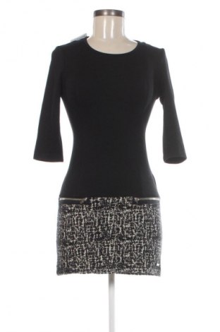 Šaty  Rinascimento, Velikost S, Barva Vícebarevné, Cena  329,00 Kč