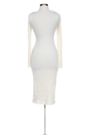 Šaty  SHEIN, Velikost M, Barva Krémová, Cena  569,00 Kč