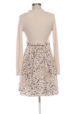 Рокля SHEIN, Размер S, Цвят Многоцветен, Цена 8,69 €