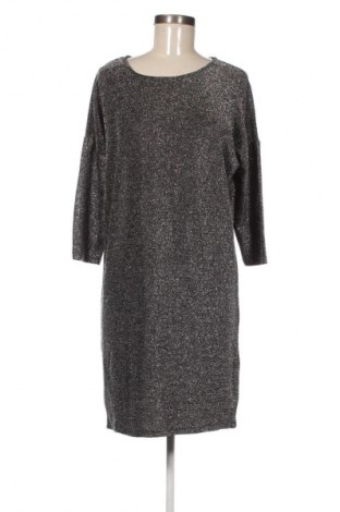 Sukienka Saint Tropez, Rozmiar XS, Kolor Srebrzysty, Cena 7,99 zł