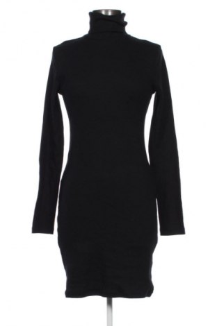 Šaty  Sinsay, Velikost M, Barva Černá, Cena  499,00 Kč