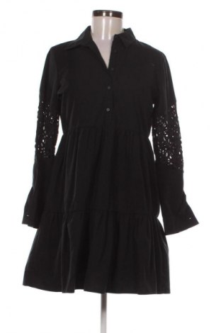 Šaty  Sinsay, Velikost S, Barva Černá, Cena  249,00 Kč