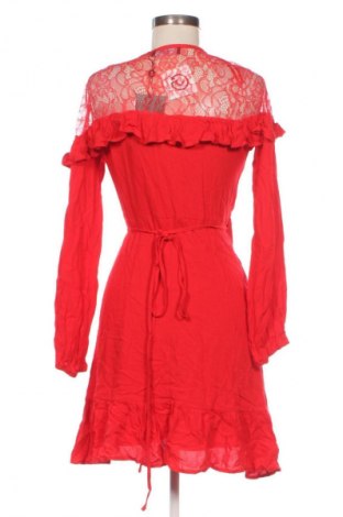 Рокля Sisters Point, Размер S, Цвят Червен, Цена 23,51 €