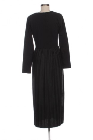 Rochie Soaked In Luxury, Mărime XL, Culoare Negru, Preț 184,99 Lei