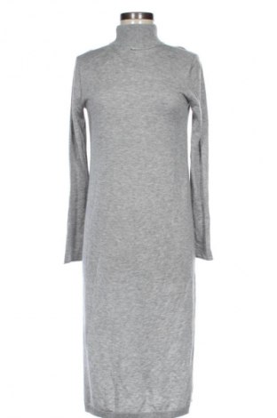 Šaty  TWINSET, Velikost M, Barva Šedá, Cena  1 429,00 Kč