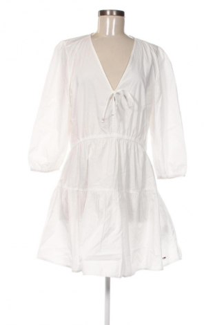 Рокля Tommy Jeans, Размер XL, Цвят Бял, Цена 27,60 €