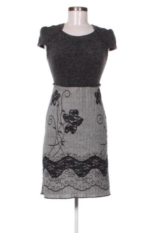 Рокля Unbranded, Размер XS, Цвят Многоцветен, Цена 20,00 €