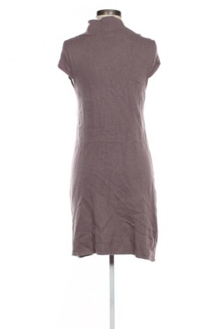 Рокля Unbranded, Размер M, Цвят Пепел от рози, Цена 10,73 €