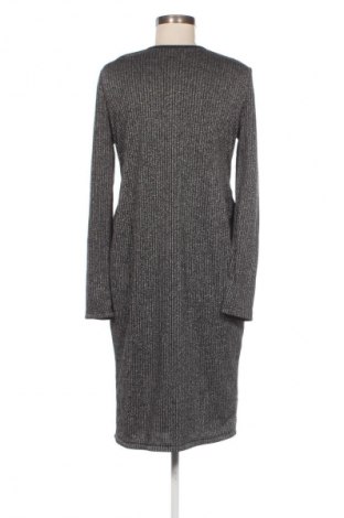 Рокля Unbranded, Размер M, Цвят Сребрист, Цена 14,31 €