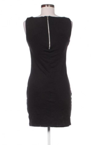 Ruha VILA, Méret M, Szín Sokszínű, Ár 1 329 Ft