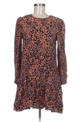 Рокля Vero Moda, Размер S, Цвят Многоцветен, Цена 5,62 €