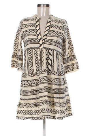 Рокля Vero Moda, Размер S, Цвят Многоцветен, Цена 6,57 €