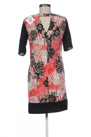 Sukienka Wallis, Rozmiar M, Kolor Kolorowy, Cena 110,99 zł