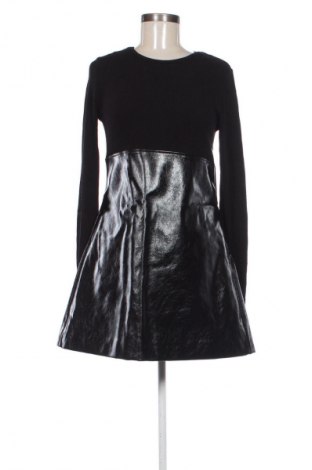 Рокля Zara, Размер L, Цвят Черен, Цена 10,73 €