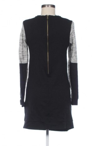 Ruha Zara, Méret M, Szín Szürke, Ár 3 999 Ft