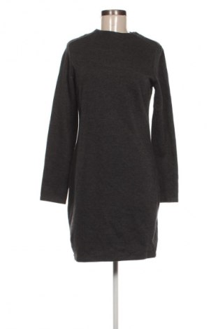 Rochie Zara, Mărime L, Culoare Gri, Preț 51,99 Lei