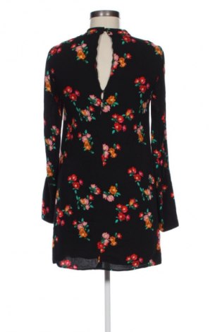 Рокля Zara, Размер XS, Цвят Многоцветен, Цена 14,31 €