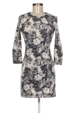 Рокля Zara, Размер XS, Цвят Многоцветен, Цена 9,20 €