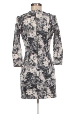 Рокля Zara, Размер XS, Цвят Многоцветен, Цена 9,20 €