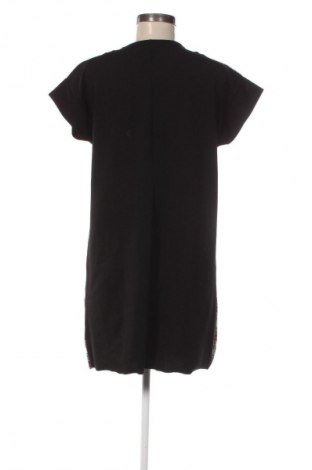 Kleid Zara, Größe M, Farbe Mehrfarbig, Preis 14,99 €