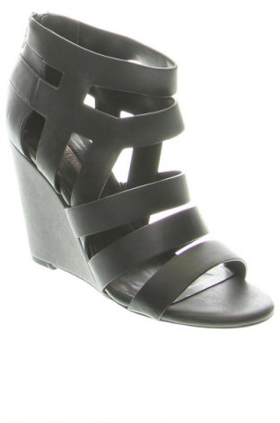 Σανδάλια BCBGeneration, Μέγεθος 36, Χρώμα Μαύρο, Τιμή 35,99 €