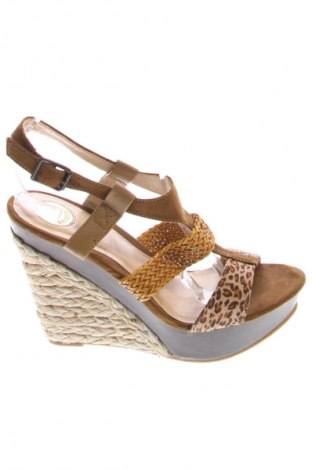 Sandále Bullboxer, Veľkosť 39, Farba Viacfarebná, Cena  19,95 €