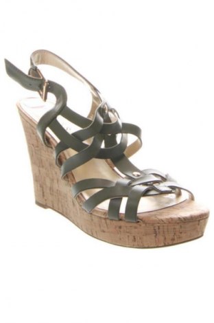 Σανδάλια Guess, Μέγεθος 38, Χρώμα Καφέ, Τιμή 37,99 €