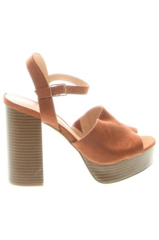 Σανδάλια Madden Girl, Μέγεθος 39, Χρώμα Καφέ, Τιμή 20,99 €
