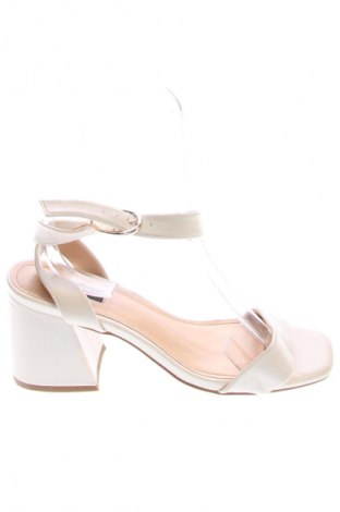 Sandále ONLY, Veľkosť 38, Farba Biela, Cena  23,95 €