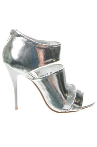 Sandalen Tendenz, Größe 38, Farbe Silber, Preis 24,99 €