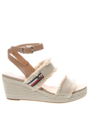 Sandalen Tommy Hilfiger, Größe 38, Farbe Beige, Preis 47,99 €