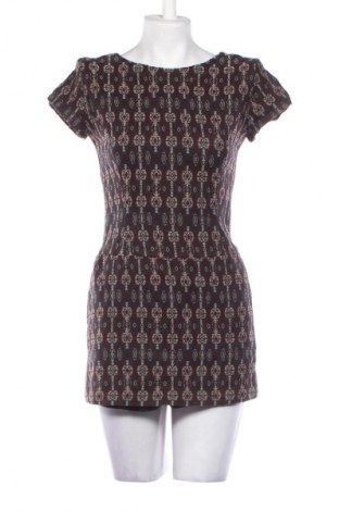 Dámská krátká kombinéza  Pull&Bear, Velikost M, Barva Vícebarevné, Cena  249,00 Kč