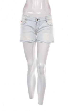 Γυναικείο κοντό παντελόνι Kaporal, Μέγεθος M, Χρώμα Πολύχρωμο, Τιμή 1,99 €