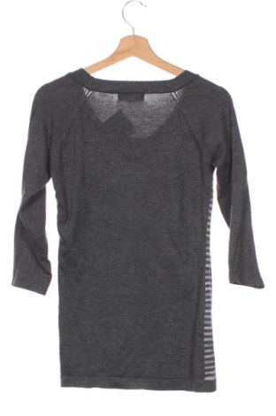 Дамски пуловер Pink Rose, Размер XS, Цвят Многоцветен, Цена 3,06 €