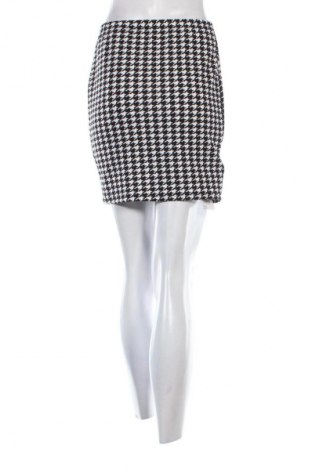 Пола Unbranded, Размер M, Цвят Многоцветен, Цена 2,04 €