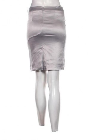 Пола Unbranded, Размер S, Цвят Сив, Цена 2,04 €